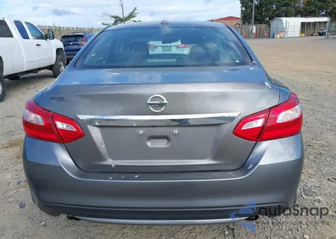 2017 Nissan Altima 2.5 Sv z USA, uszkodzony, nr VIN 1N4AL3AP0HC288370